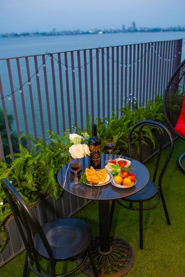 Lake View Hotel Hanoi Buitenkant foto